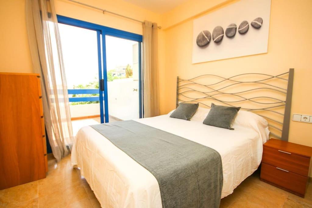 2 Bedrooms Sea And Pool View Apt In Duquesa Golf & Gardens Manilva Castillo de Sabinillas Esterno foto