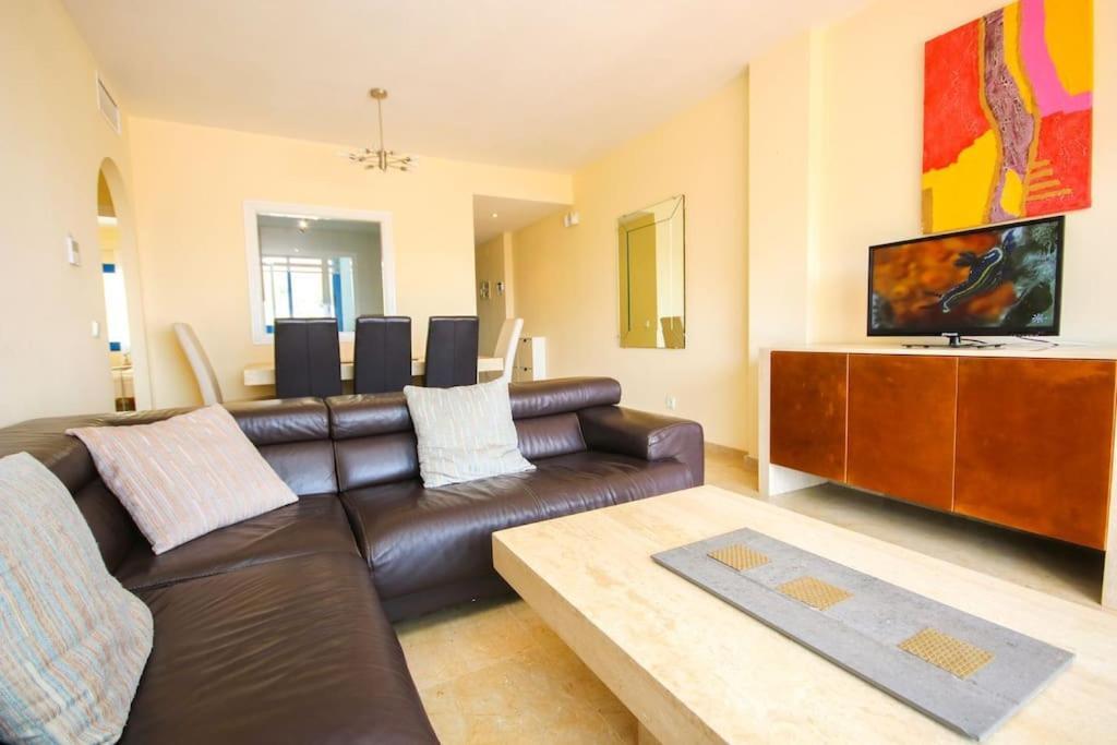 2 Bedrooms Sea And Pool View Apt In Duquesa Golf & Gardens Manilva Castillo de Sabinillas Esterno foto